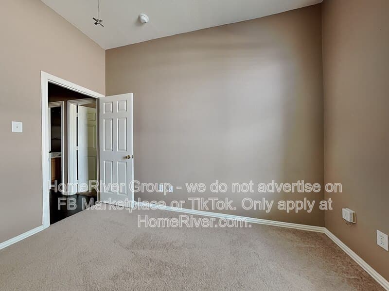 Celina House: 170 Doloris Ct