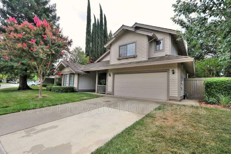 Gold River House: 2173 Roaring Camp Drive