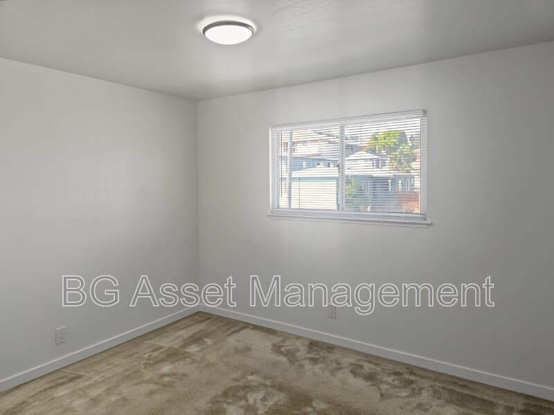 Richmond Condo: 5308 Columbia Ave