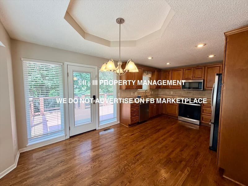 Blue Springs House: 2603 Northeast Springbrook Street