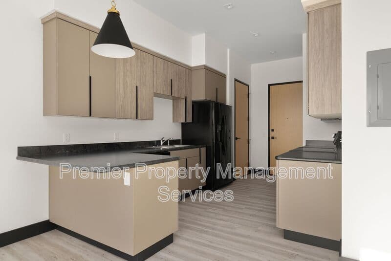 Billings Apartment: 2310 1st Ave N