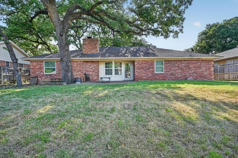 North Richland Hills House: 7217 Timberlane Drive