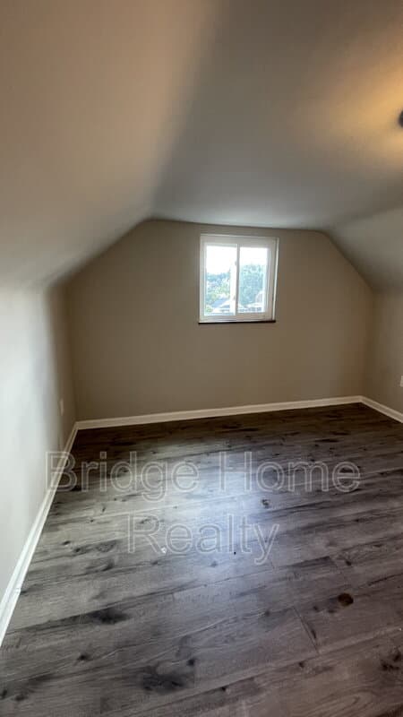 McKeesport House: 1015 Pleasant Avenue