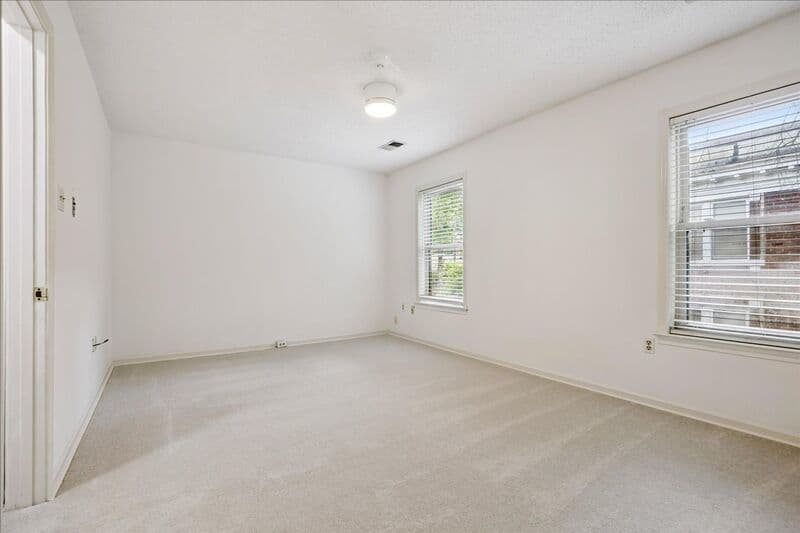 Memphis House: 1694 Belvedere Court