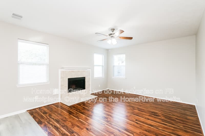 Fresno House: 2131 Chelsea Vale Dr
