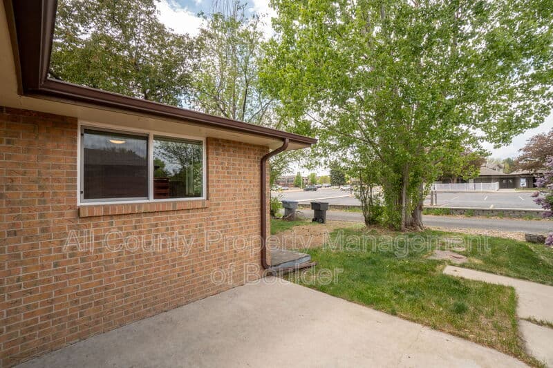 Longmont Condo: 1515 Stuart St