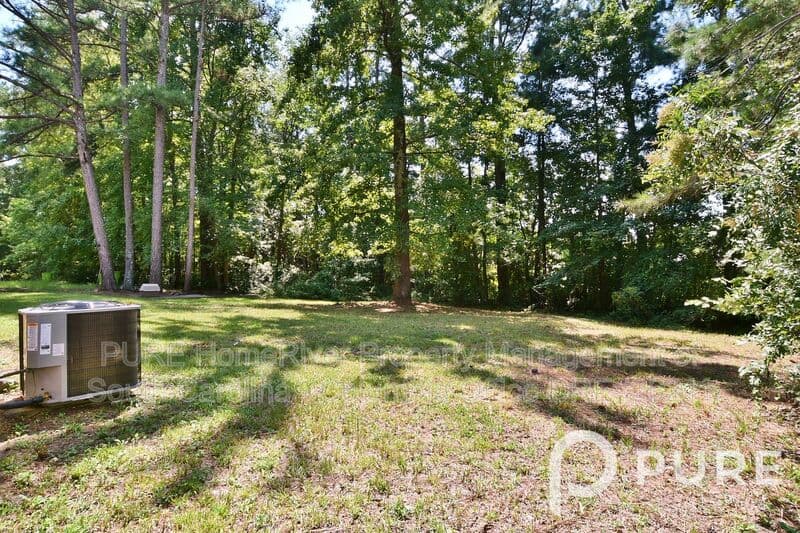 Columbia House: 1017 Rockymount Rd