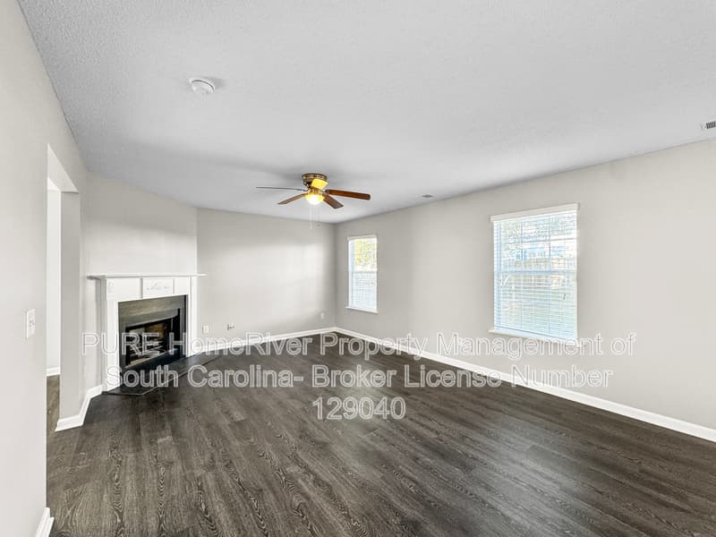 Lexington House: 108 Flyer Ct