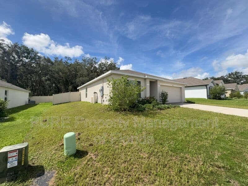 Summerfield House: 10326 SE 162nd Place RD