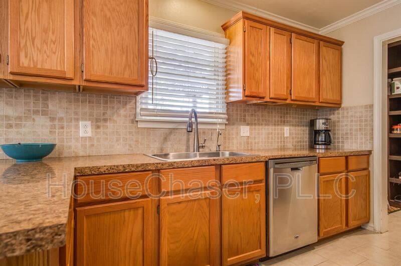 Lubbock House: 4303 45th Street