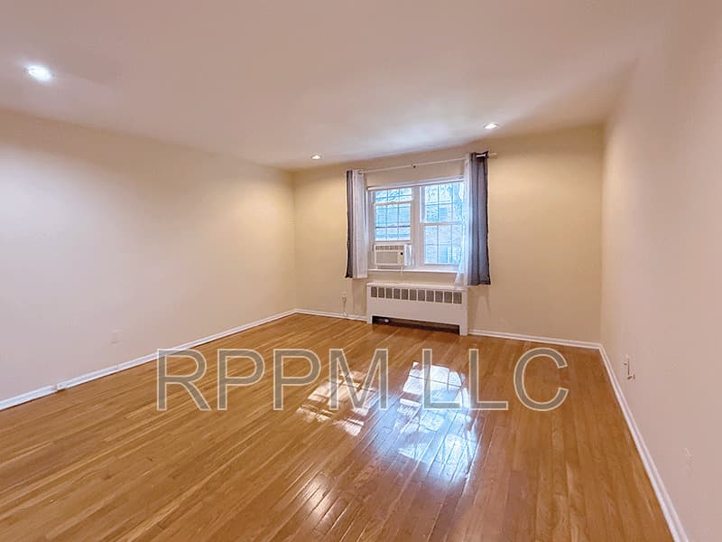 Verona Condo: 24 Wedgewood Dr #36