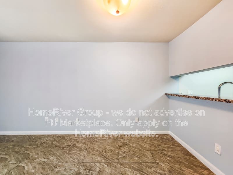 Houston Condo: 2820 S Bartell Dr
