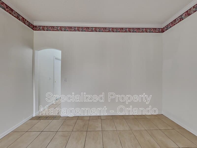 Deltona House: 3233 Kings Ridge Ter