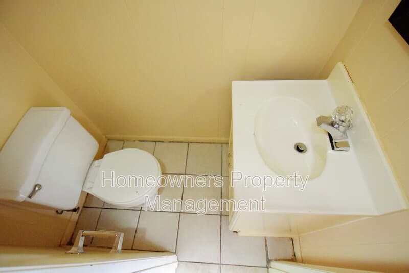 Hope Mills Condo: 5654-B Pope St
