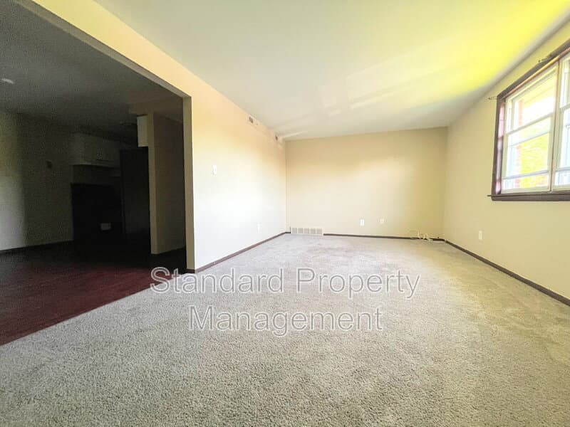 Buffalo Condo: 578 Taunton Place