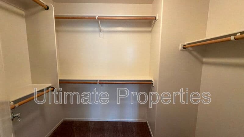Surprise House: 15089 N 173rd Dr