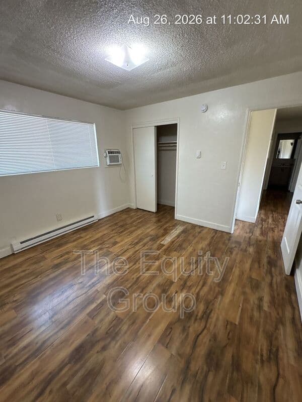 Tulare Condo: 352 S Blackstone St