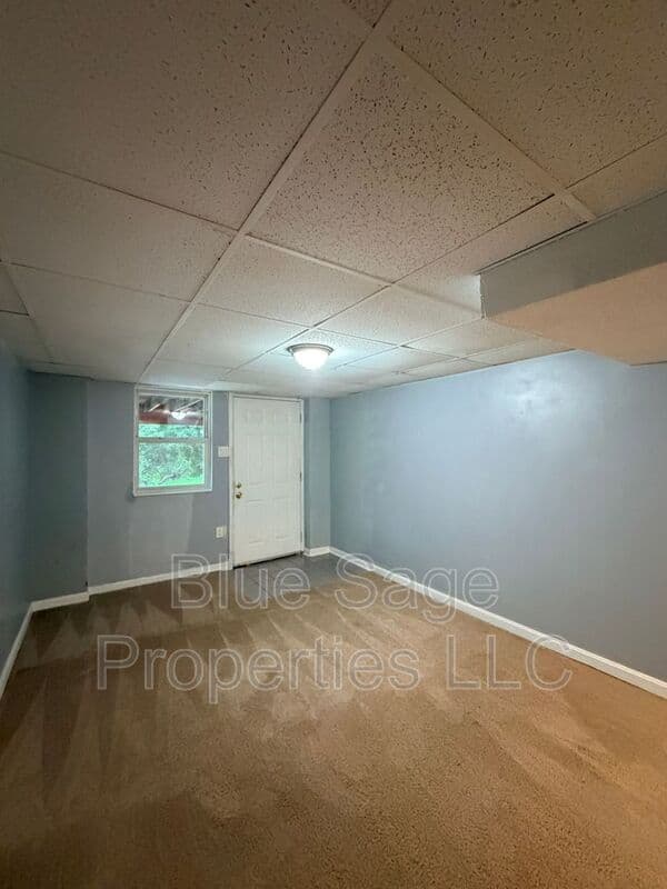 Folcroft Townhome: 2118 Valleyview Dr