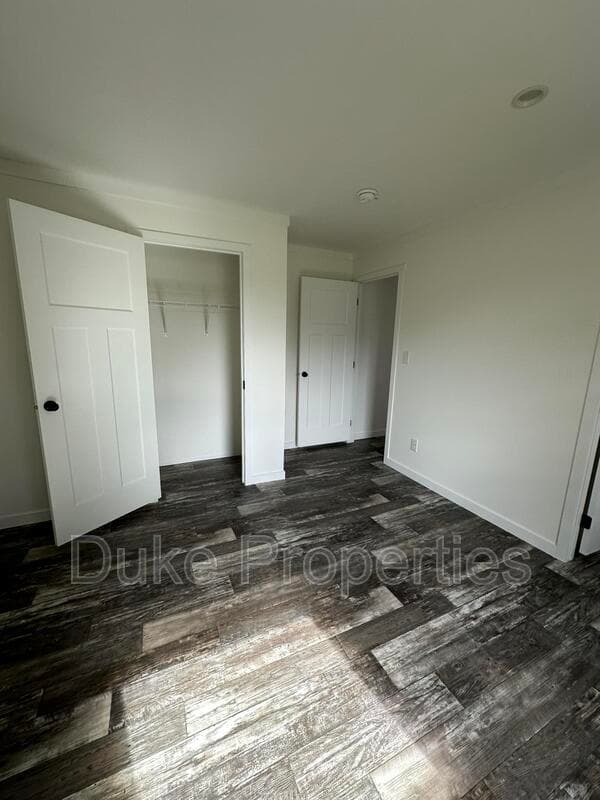 Utica House: 428 Donegal Drive