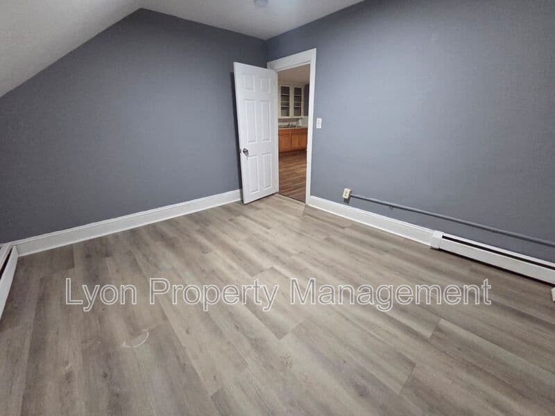 Providence Condo: 55 kossuth st