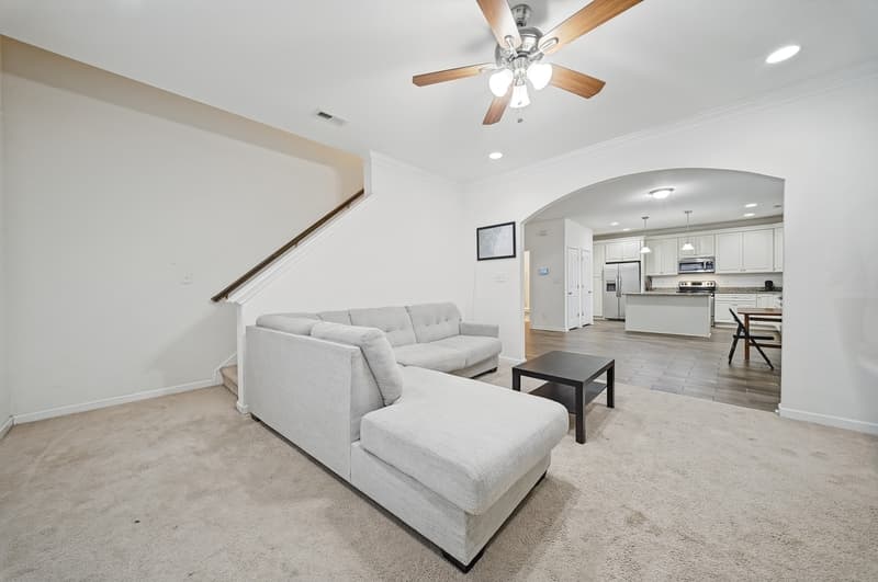 Norfolk House: 1014 Avenue H
