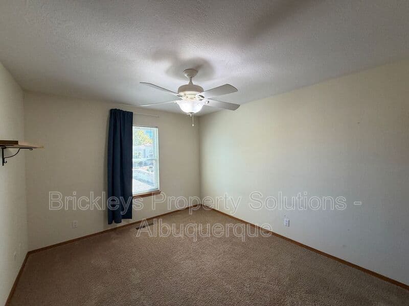 Albuquerque House: 9600 Allande Rd NE