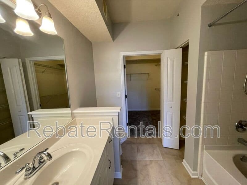 Jacksonville Condo: 10435 Midtown Parkway