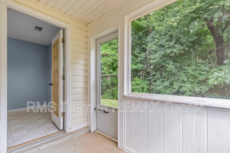 Dacula House: 2510 Fort Daniels Dr