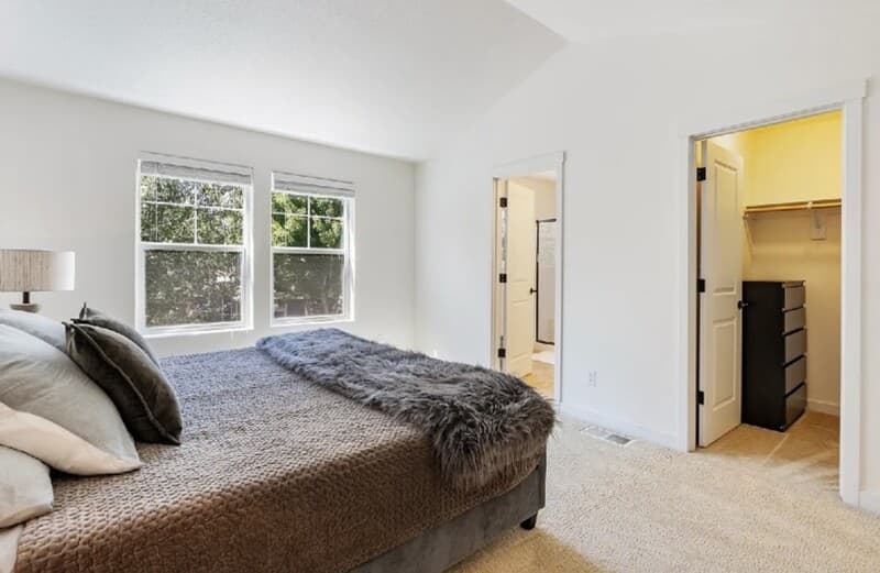 Beaverton House: 370 Southwest 204th Terrace