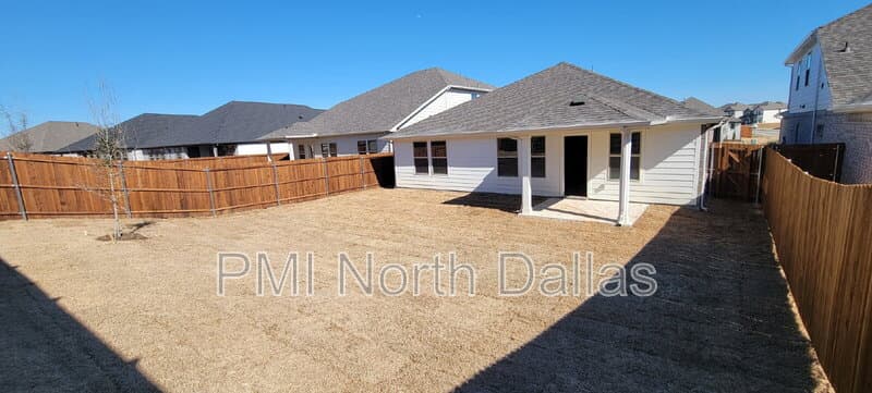 Fort Worth House: 10609 Potawatomi Lane