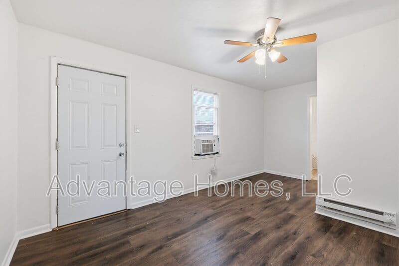 Belton Condo: 1015 N Scott Avenue #10