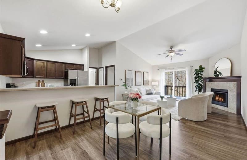 Tiffin Townhome: 461 RJ Dr