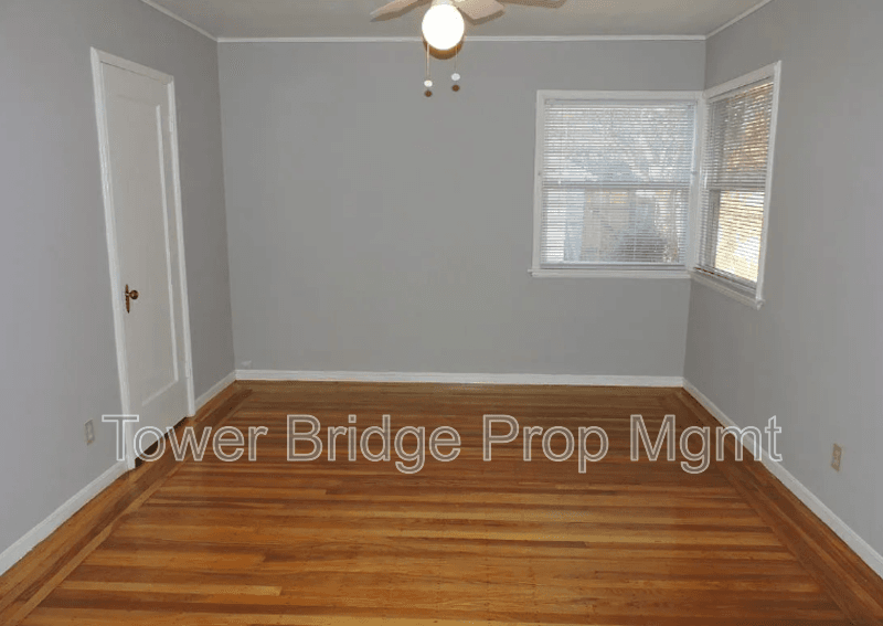 Sacramento House: 4424 T Street