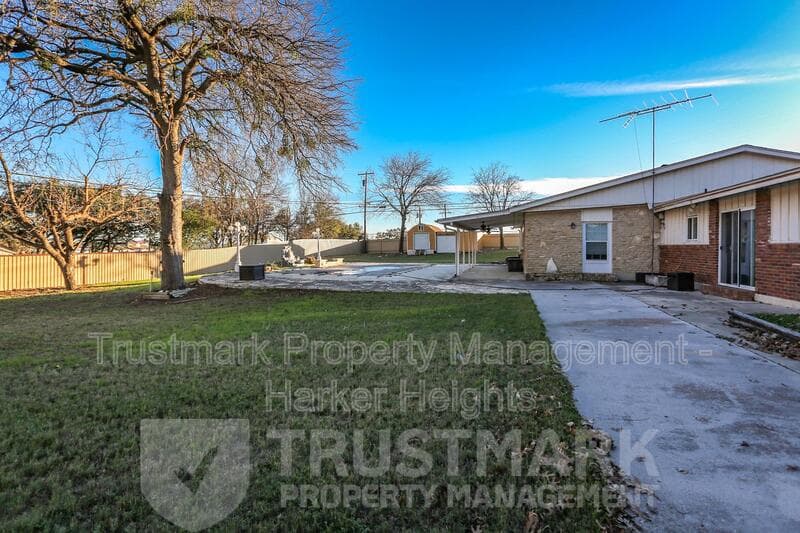 Harker Heights House: 101 Highland Oaks Drive