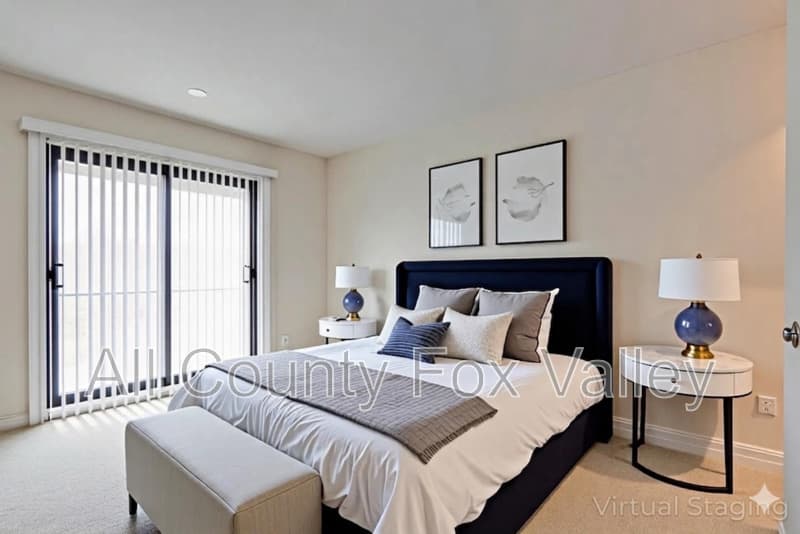 Barrington Condo: 600 W Russell Street
