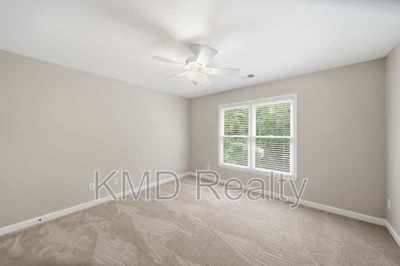 Charlotte House: 13818 Ballantyne Meadows Drive