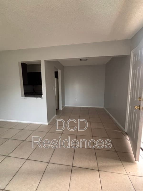 Sanford Condo: 3202 S. Orlando Dr.