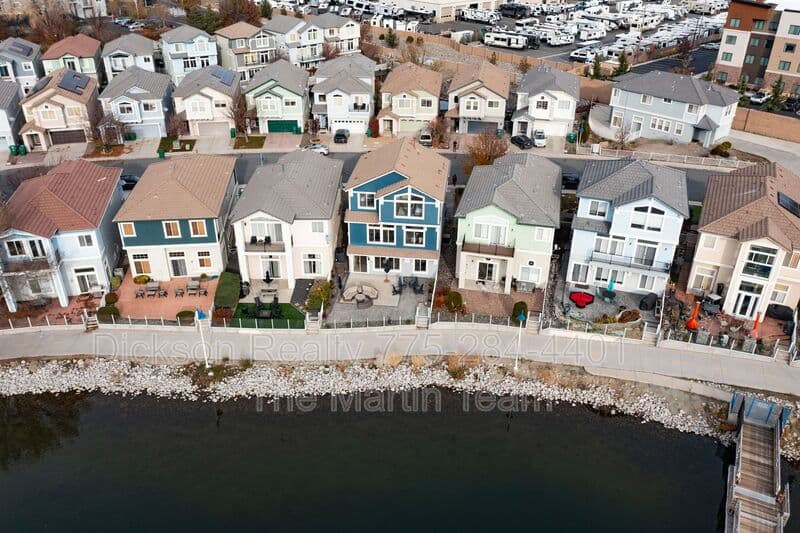Sparks House: 1165 Harbour Cove Court