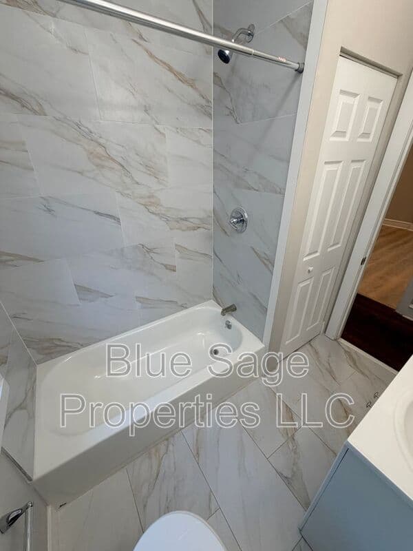 Prospect Park House: 611 11th St