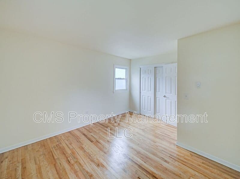 Vauxhall Condo: 287 Montclair Avenue