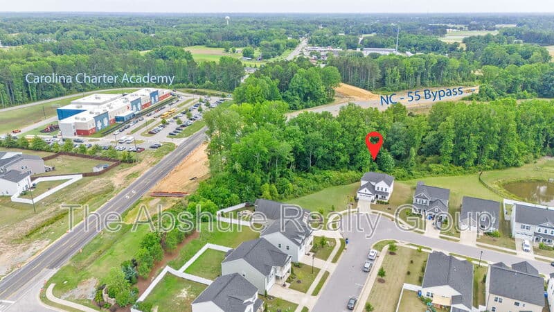 Angier House: 121 Barnwell Loop