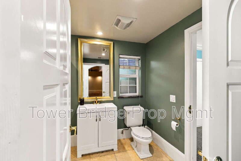 Fair Oaks House: 5770 Hoffman Lane