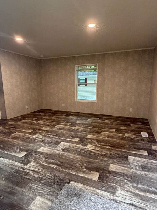 Belleville Condo: 2414 E Main St