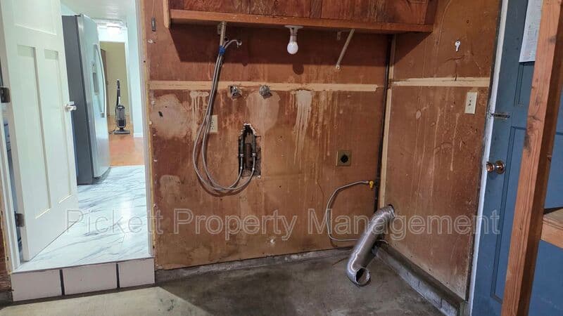 Port Orchard House: 2977 Hoover Ave SE