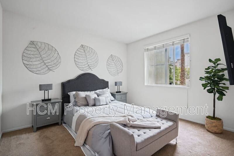 Irvine House: 2205 Scholarship