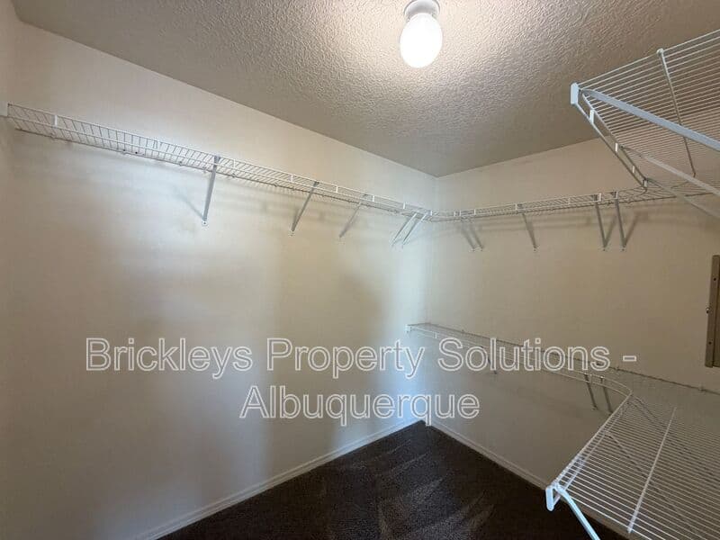Albuquerque House: 1904 Busher St. SE