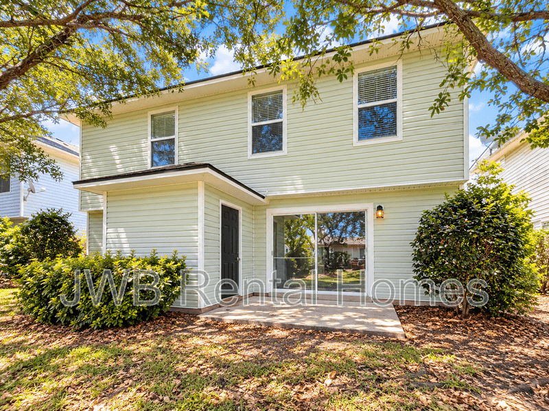Atlantic Beach Townhome: 79 5th St W