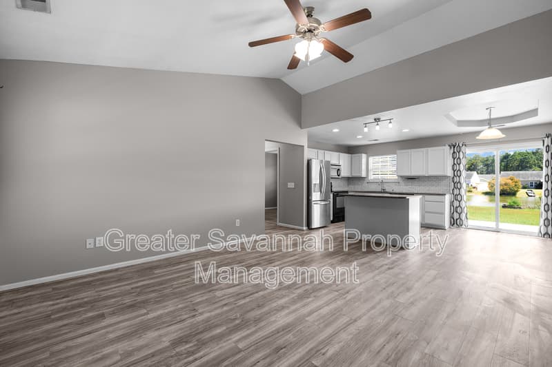 Guyton House: 109 Willow Drive