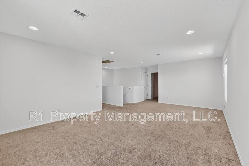 Rio Rancho House: 108 Hue Street