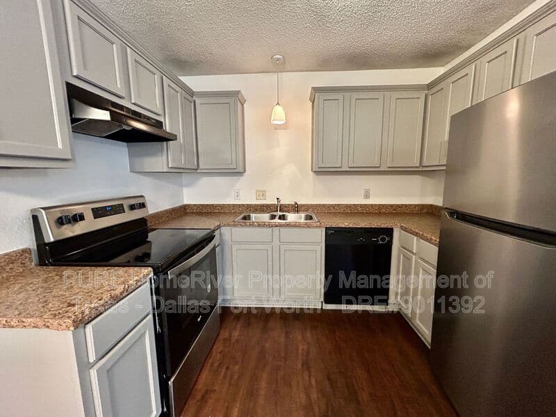 Fort Worth Condo: 6752 Trail Lake Drive A